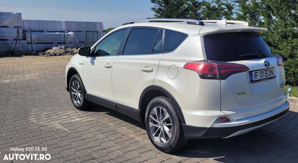 Toyota RAV4 2.5 VVT-i 4x4 Luxury - 3