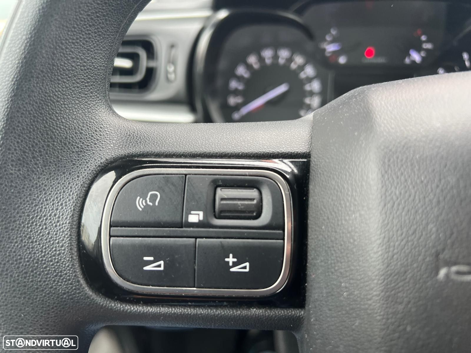 Citroën C3 1.2 PureTech Feel - 23