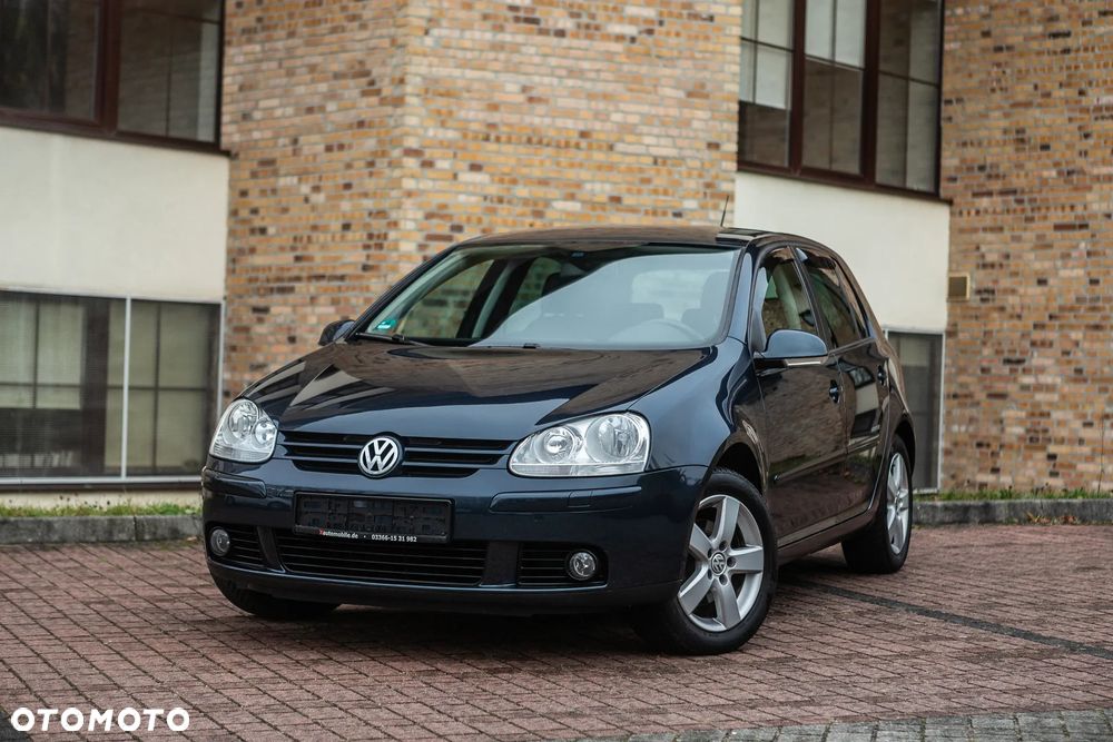 Volkswagen Golf - 2