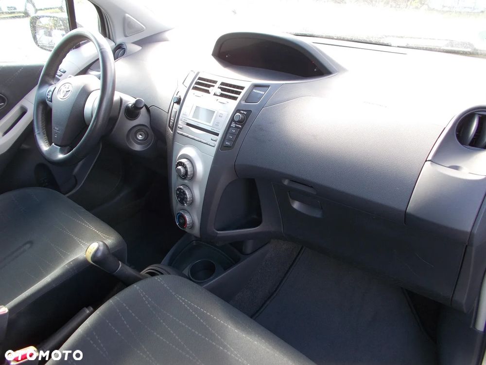 Toyota Yaris 1.0 VVT-i Style - 13