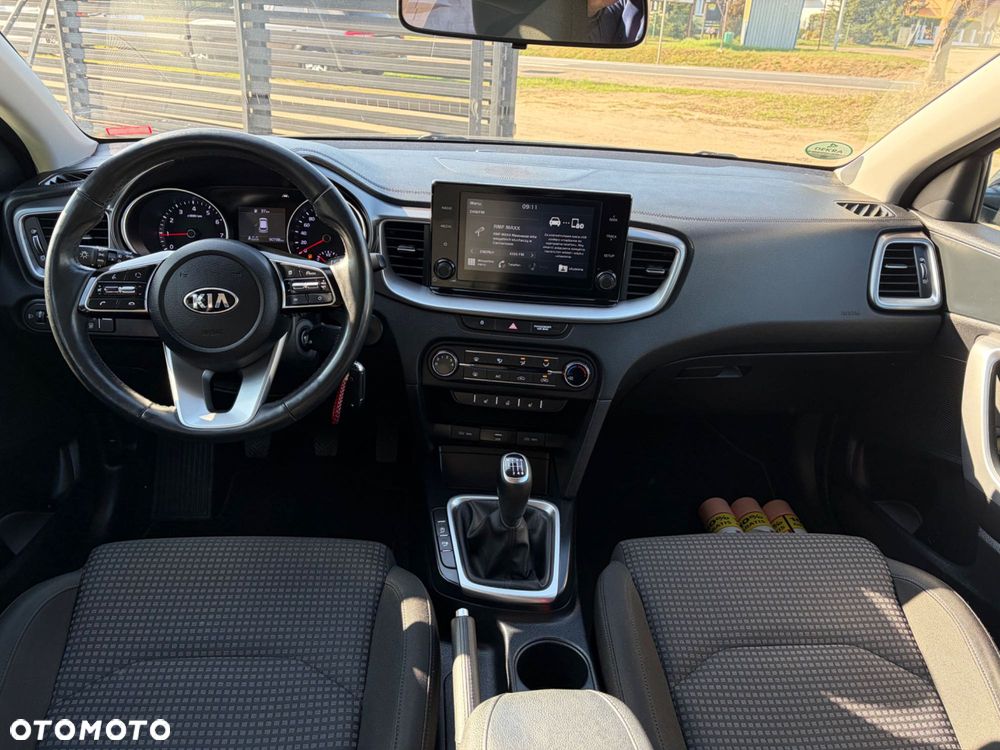 Kia Ceed - 7