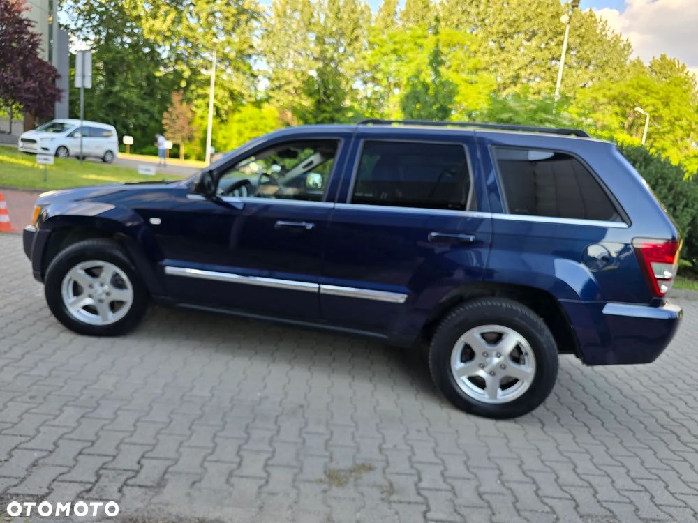 Jeep Grand Cherokee 3.0 CRD Laredo - 32