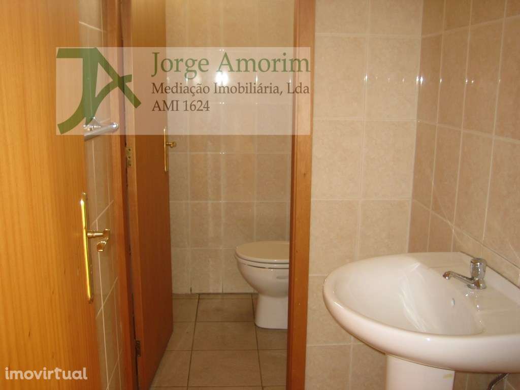 Armazém 450 m2. 3 frentes. - Grande imagem: 4/5