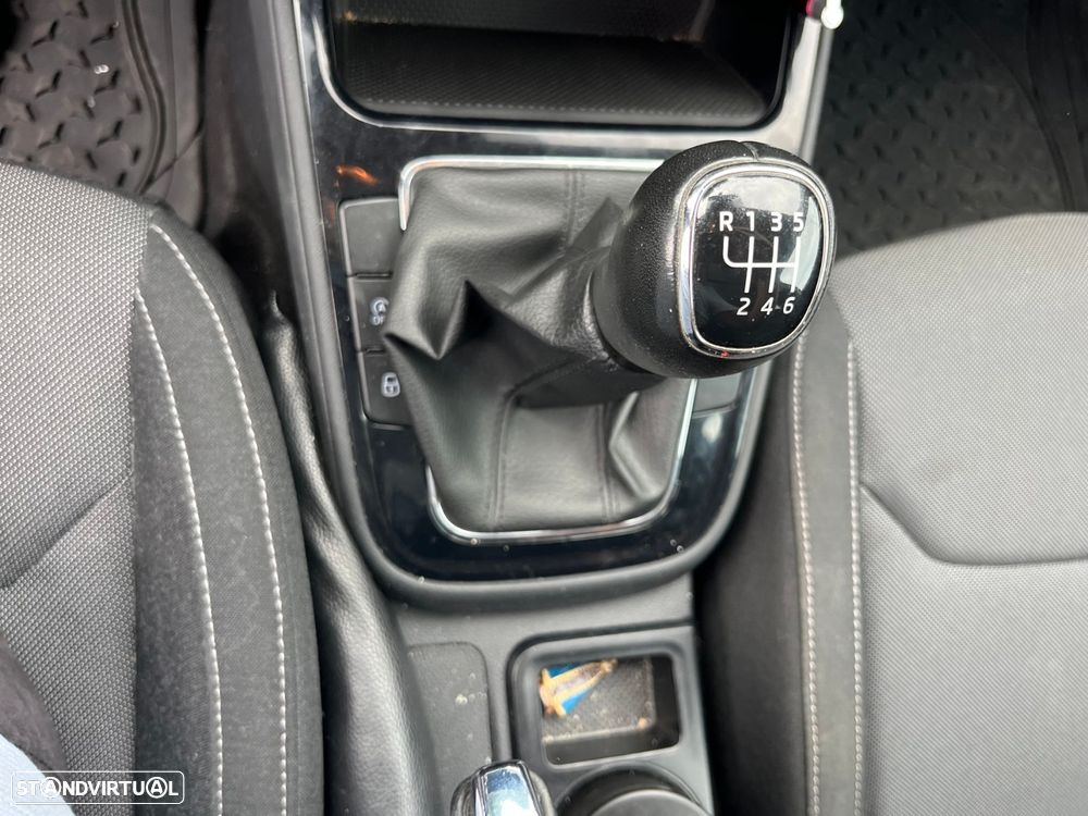 Skoda Fabia 1.0 TSI First Edition - 15