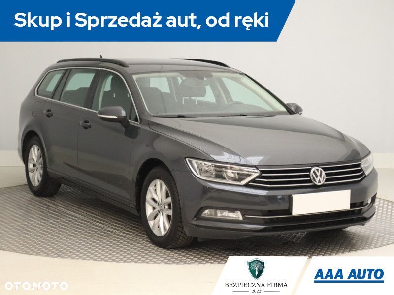 Volkswagen Passat Variant - 3