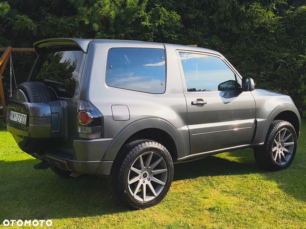 Mitsubishi Pajero 3.2 DI-D Intense - 12