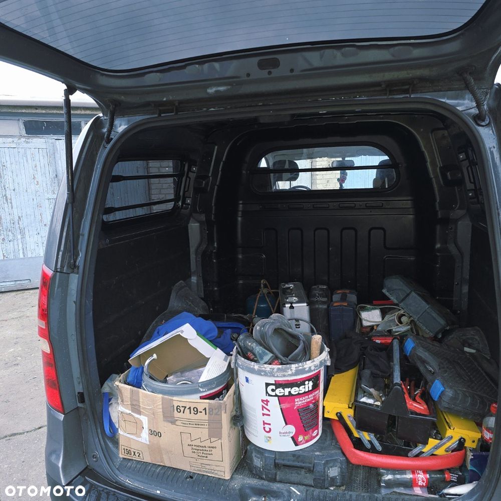 Hyundai H-1 2.5 CRDi Comfort - 5