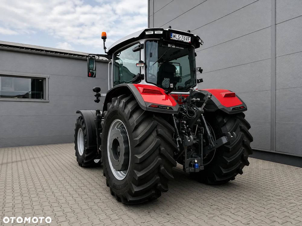 Massey Ferguson 8S.305 - 3