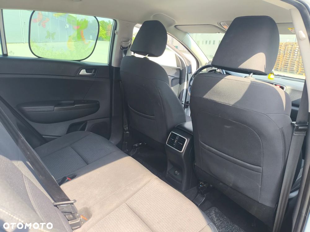 Kia Sportage 1.7 CRDI 2WD ISG Spirit - 14