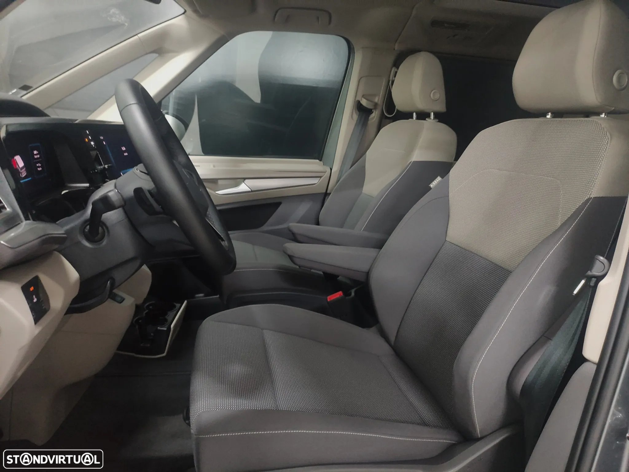 VW Multivan 1.5 TSI e-Hybrid Style DSG - 7