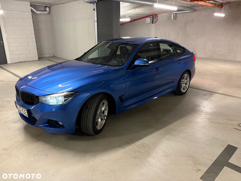 BMW 3GT 320i M Sport - 2