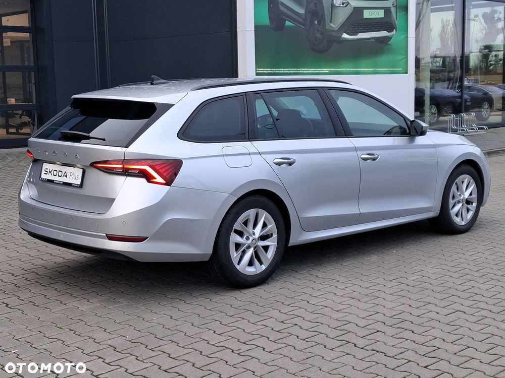 Skoda Octavia 2.0 TDI SCR Ambition DSG - 6