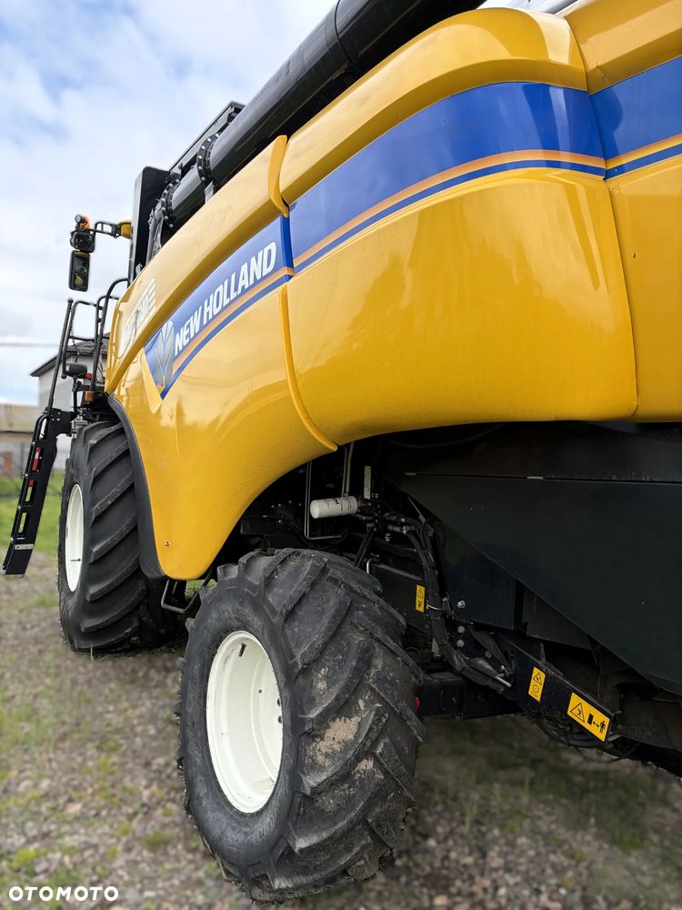 New Holland CH7.70 - 3