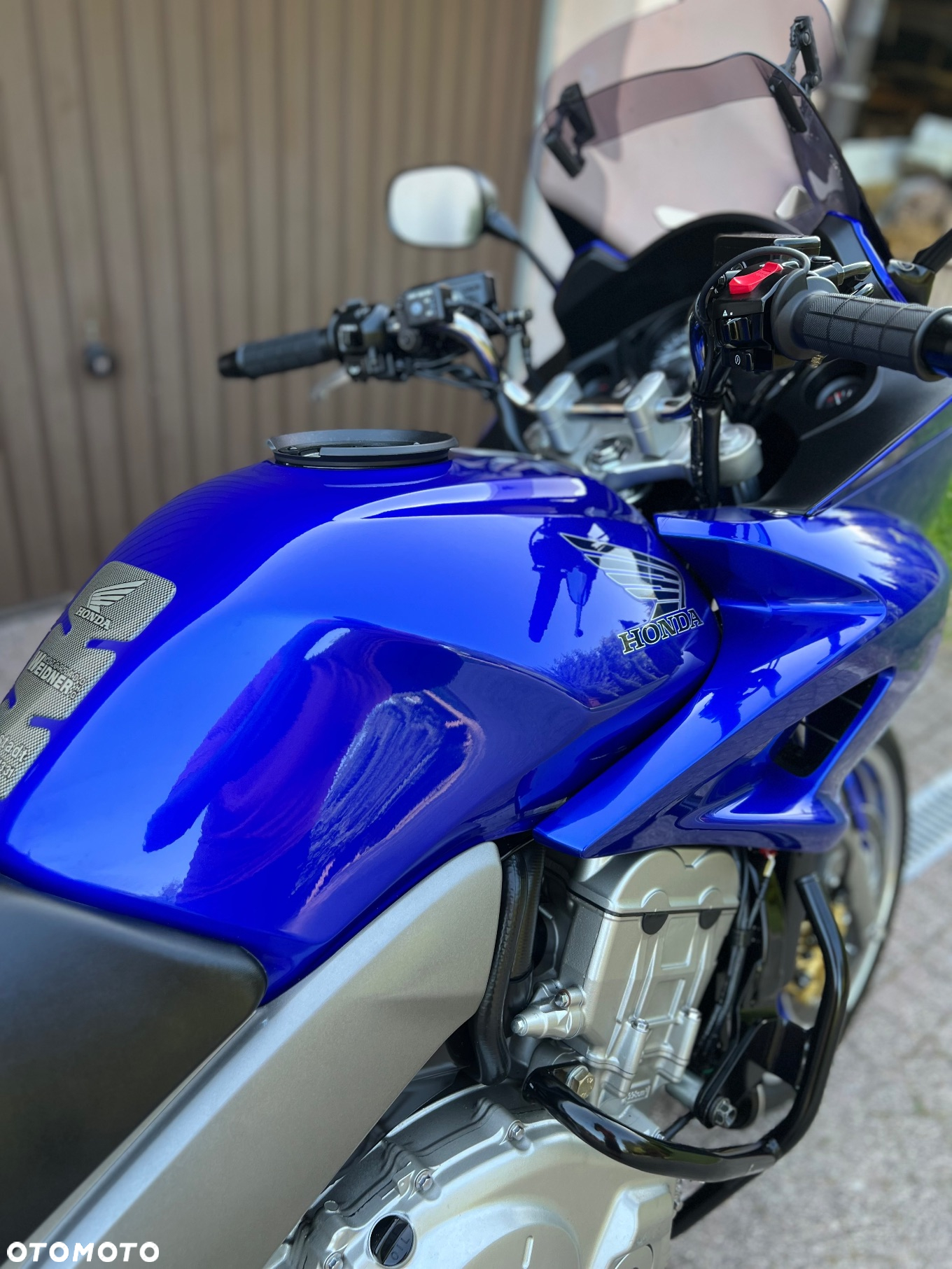 Honda CBF - 16