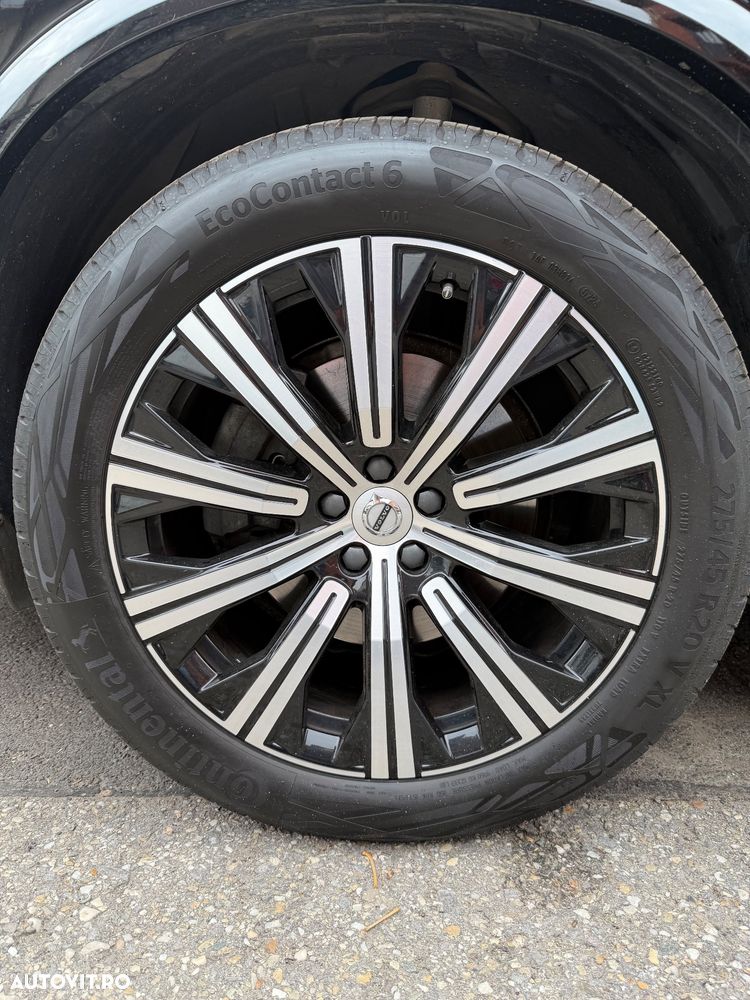 Volvo XC 90 - 35