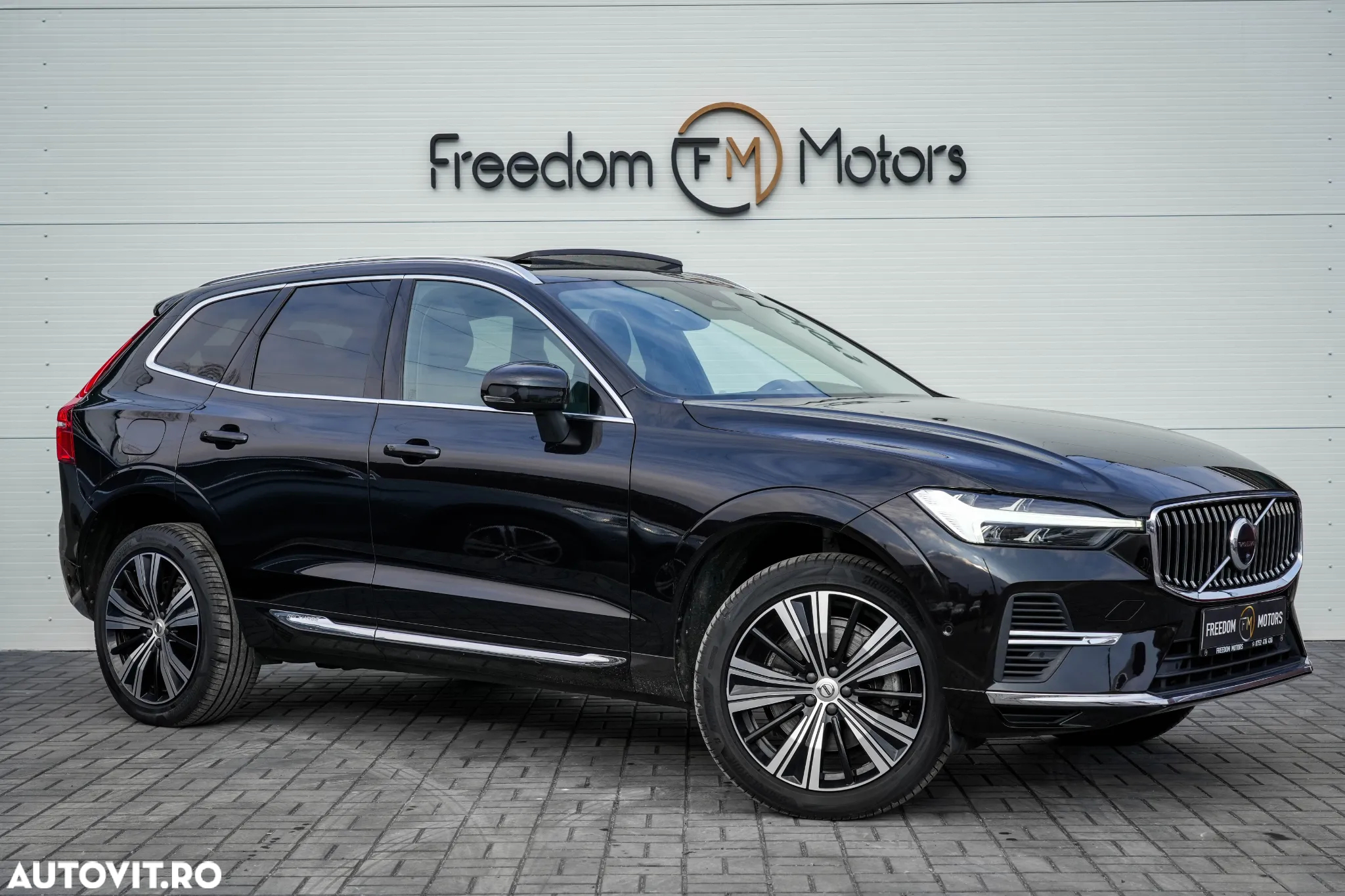 Volvo XC 60 T6 AWD Recharge Geartronic Inscription Expression - 5