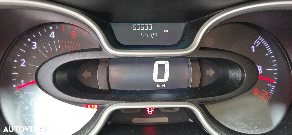Renault Trafic - 8