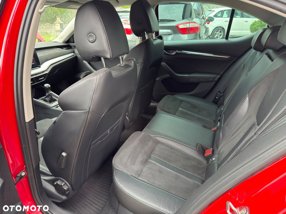 Skoda Octavia 1.5 TSI ACT Style - 8