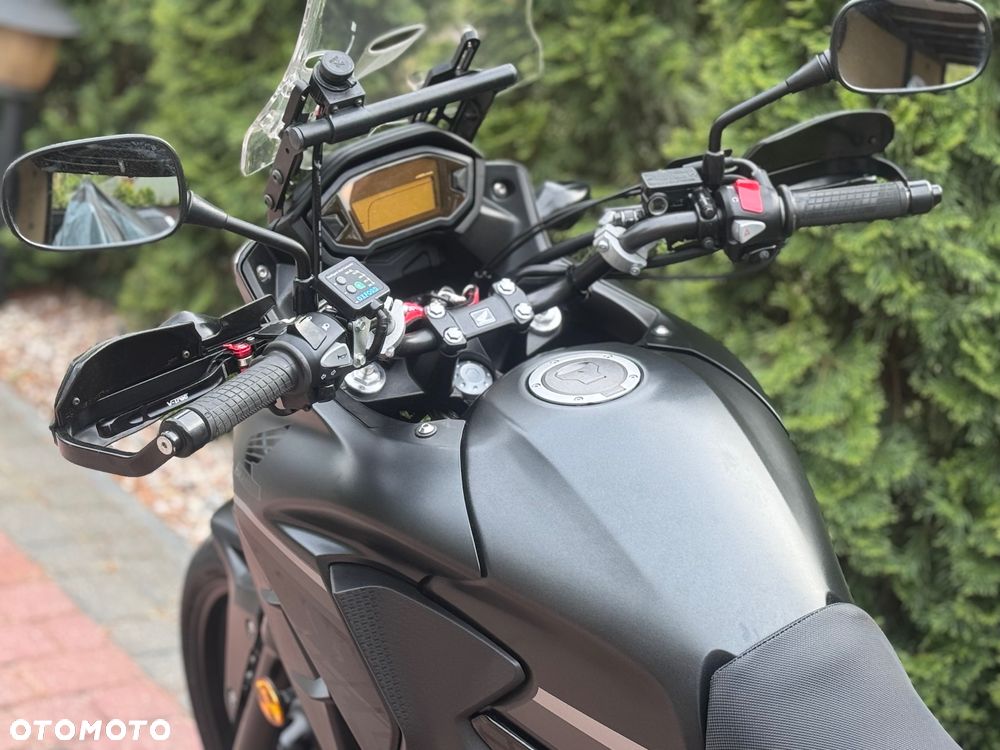 Honda CB - 15