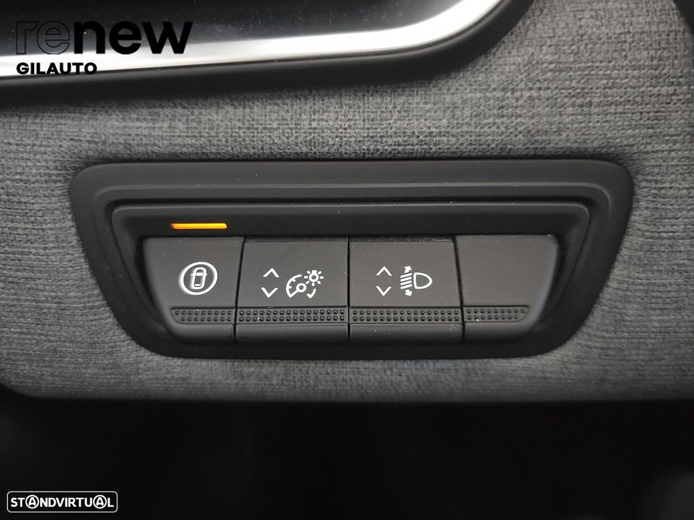 Renault Clio 1.0 TCe Evolution Bi-Fuel - 26