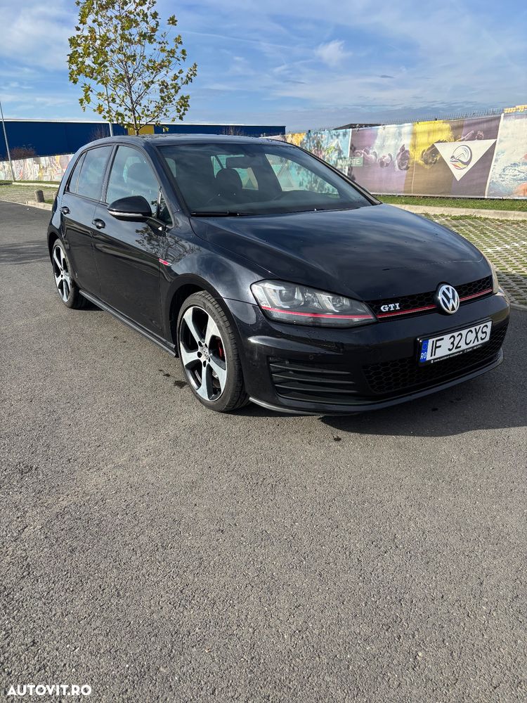 Volkswagen Golf GTI BlueMotion Technology DSG - 2