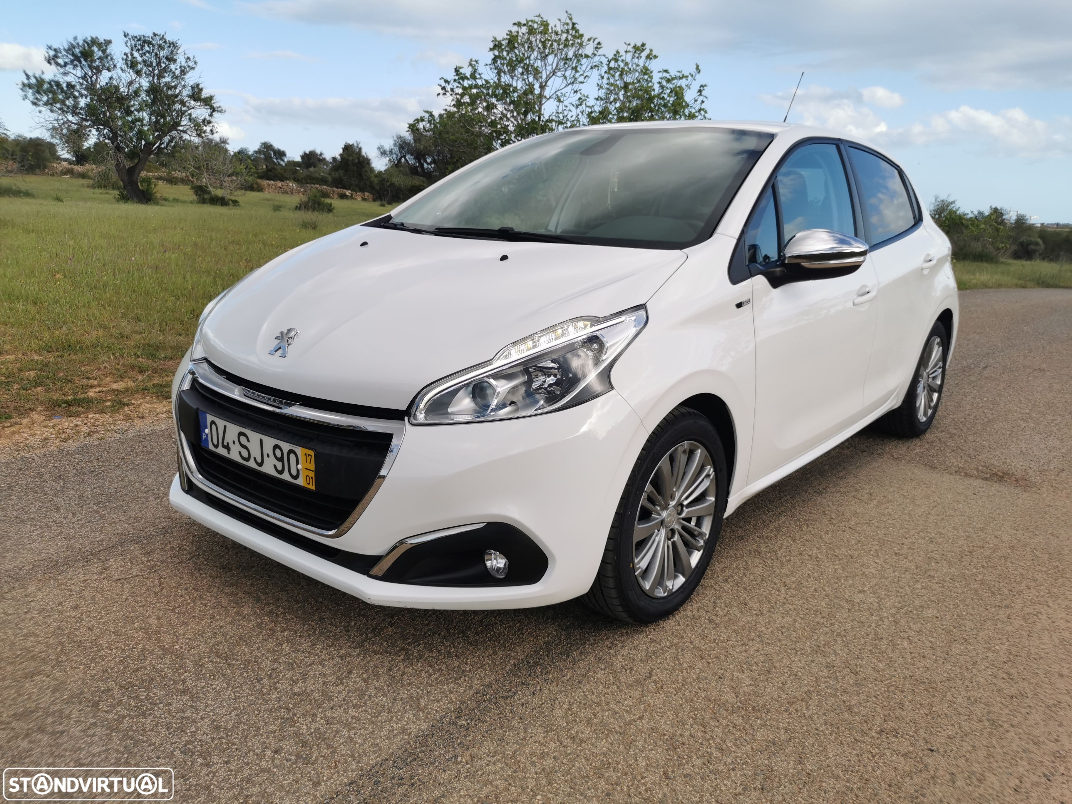 Peugeot 208 1.6 BlueHDi Style - 1