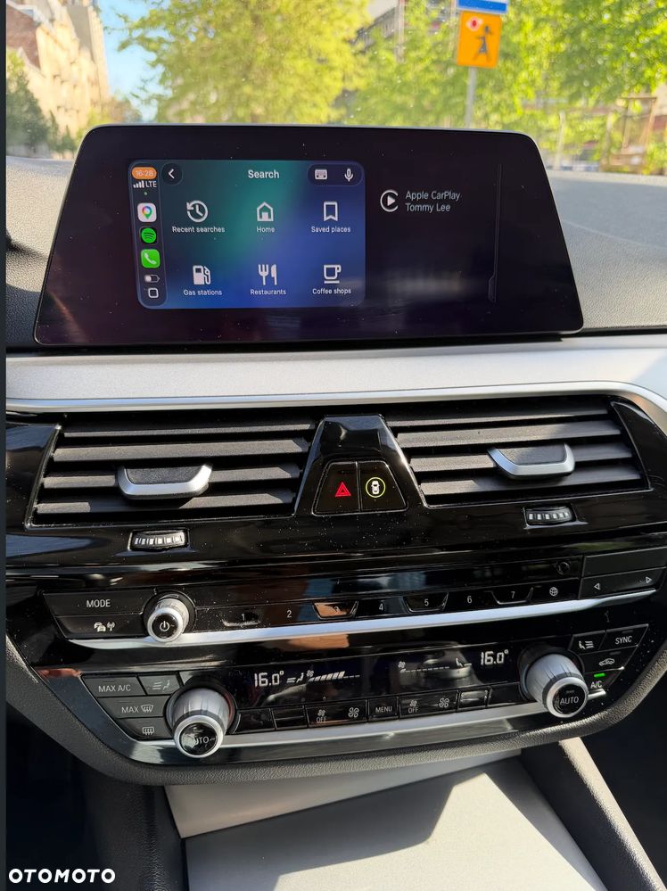 BMW Seria 5 530e iPerformance GPF - 13