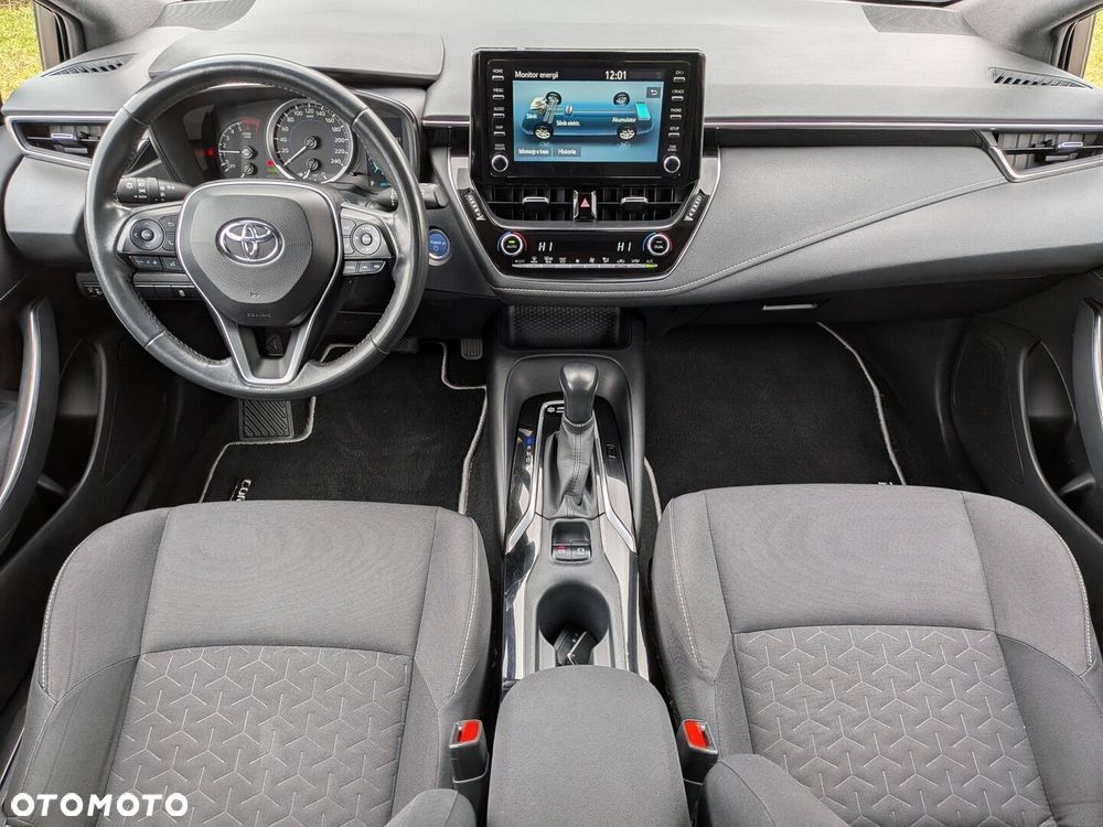 Toyota Corolla 1.8 Hybrid Comfort - 23