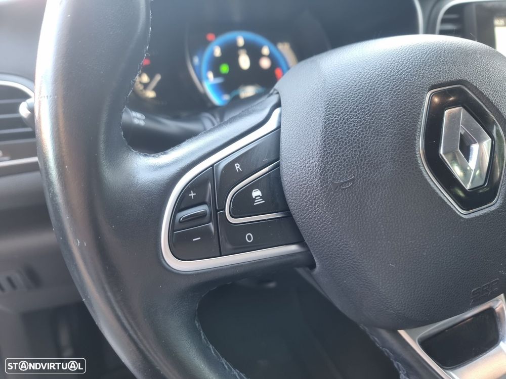 Renault Mégane Sport Tourer 1.6 dCi Bose Edition J18 - 16