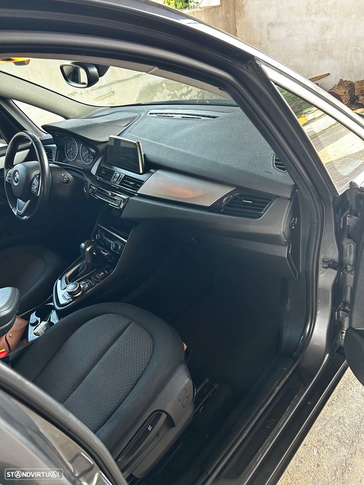 BMW 216 Active Tourer d Line Luxury Auto - 6