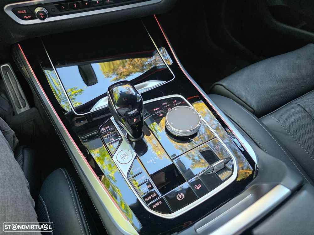 BMW X5 30 d xDrive Pack M - 16