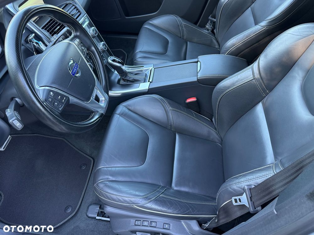 Volvo XC 60 - 16