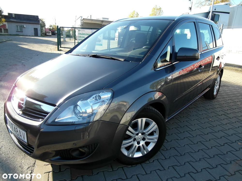 Opel Zafira 2012 photo 4