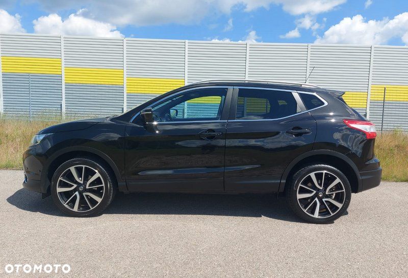Nissan Qashqai 1.6 dCi 4 x 4 DPF tekna - 25