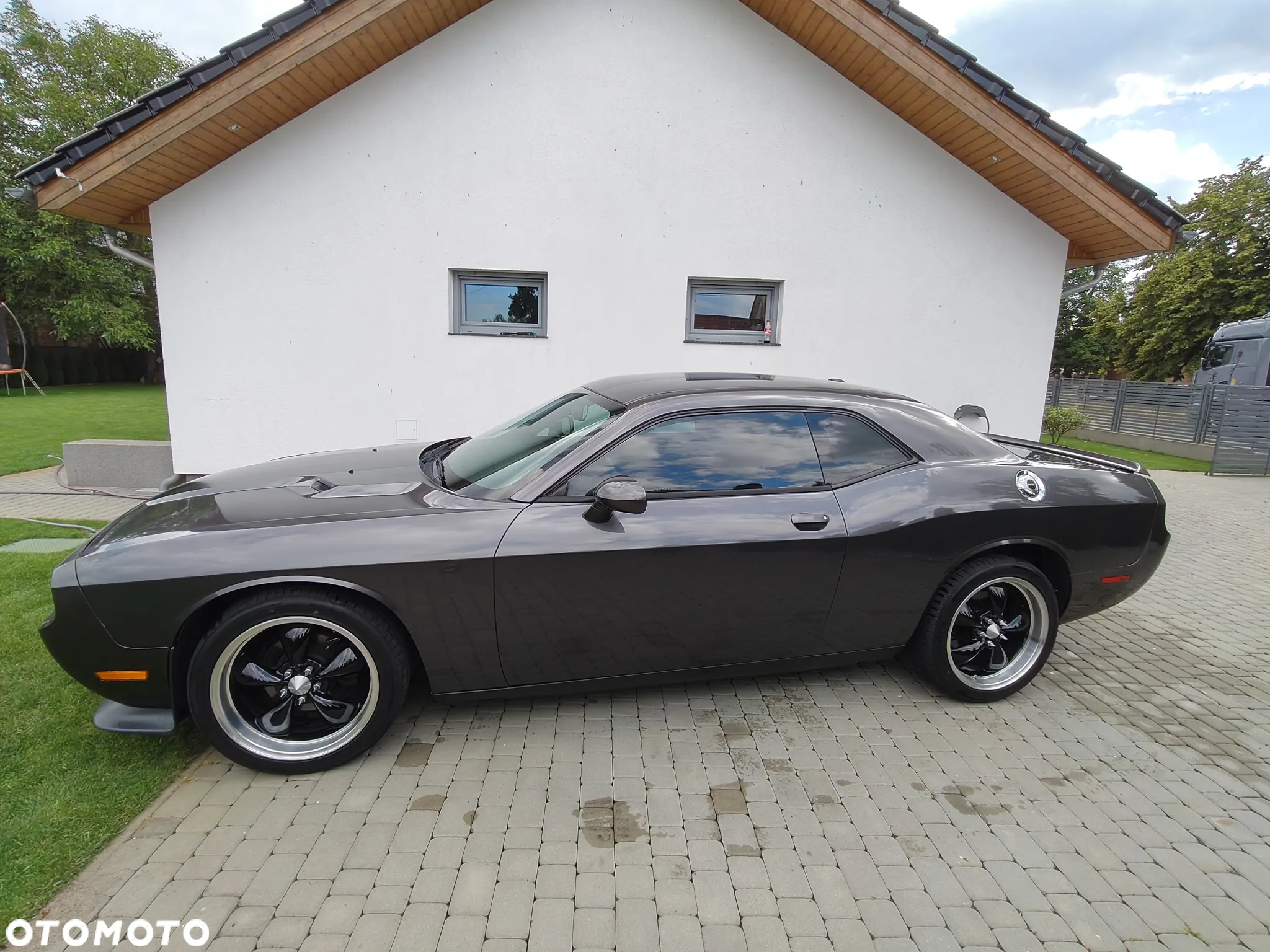 Dodge Challenger - 19