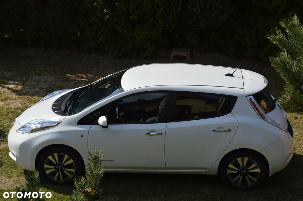 Nissan Leaf 30 kWh (mit Batterie) Acenta - 2