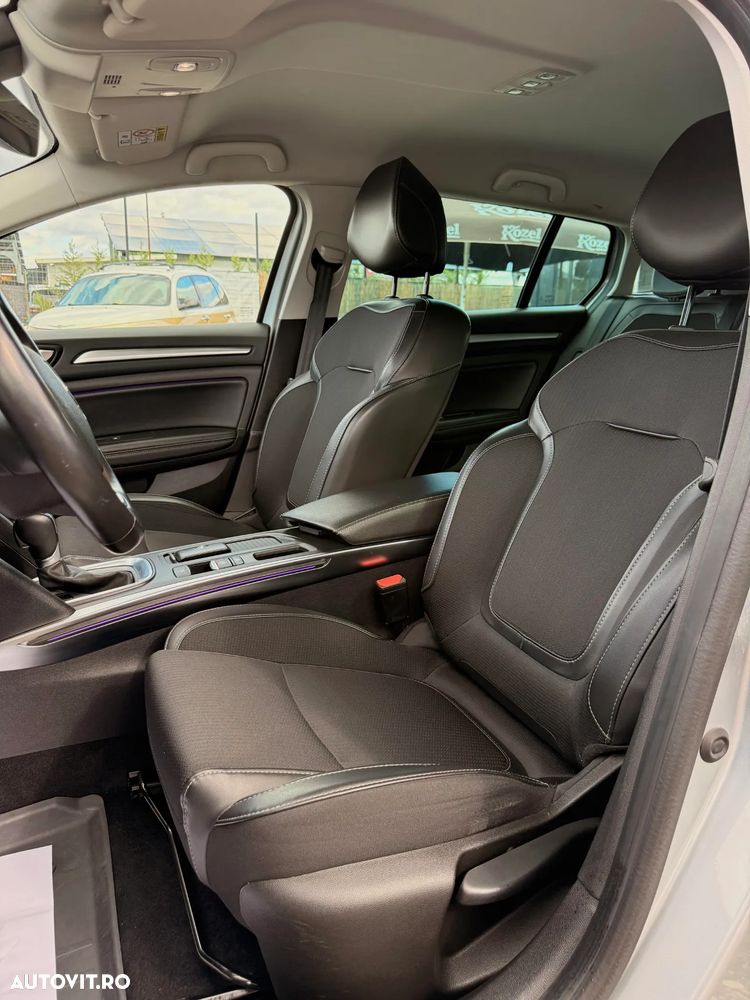 Renault Megane TCe 140 GPF EDC INTENS - 18
