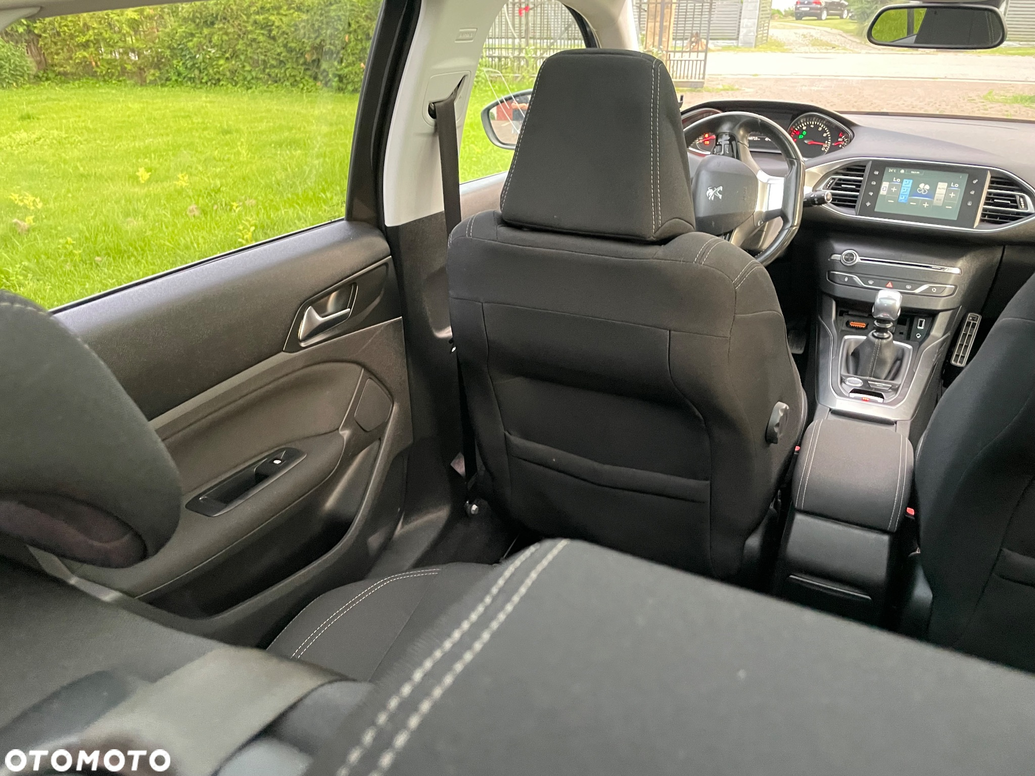 Peugeot 308 1.2 PureTech Active S&S - 26