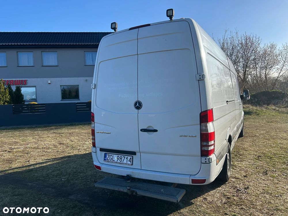 Mercedes-Benz Sprinter - 10