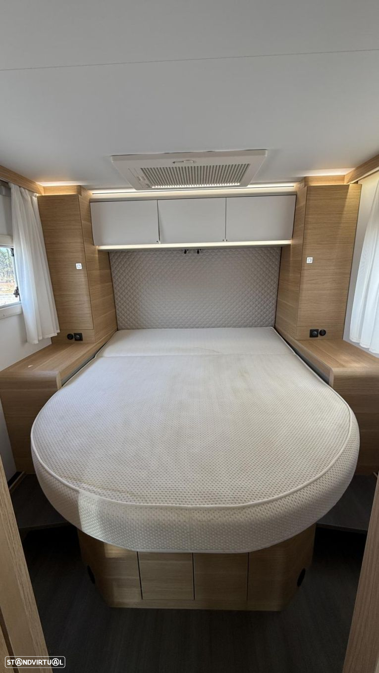 Adria Matrix 670 SC cama central e basculante - 51