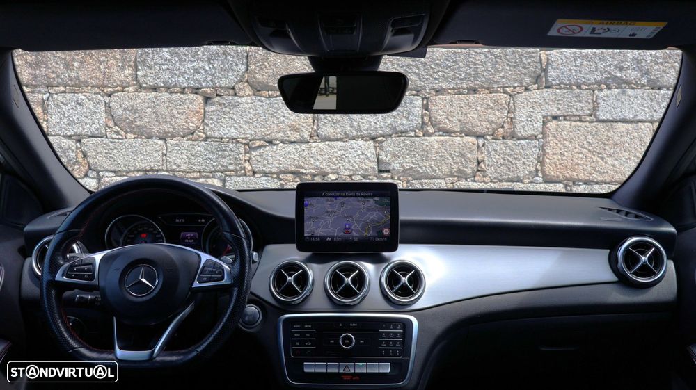 Mercedes-Benz GLA 220 - 2