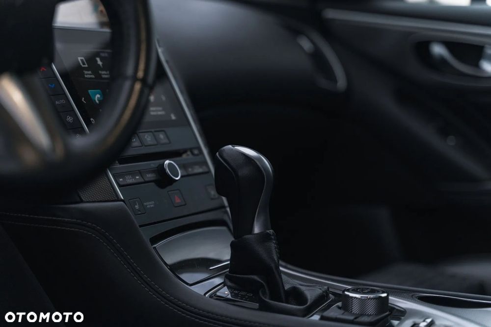 Infiniti Q50 - 13