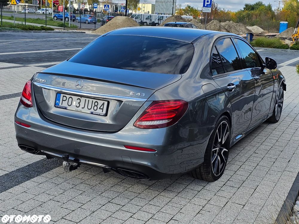 Mercedes-Benz Klasa E 43 AMG 4-Matic - 6