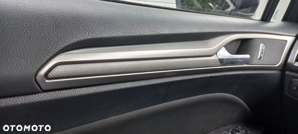 Ford Mondeo - 20