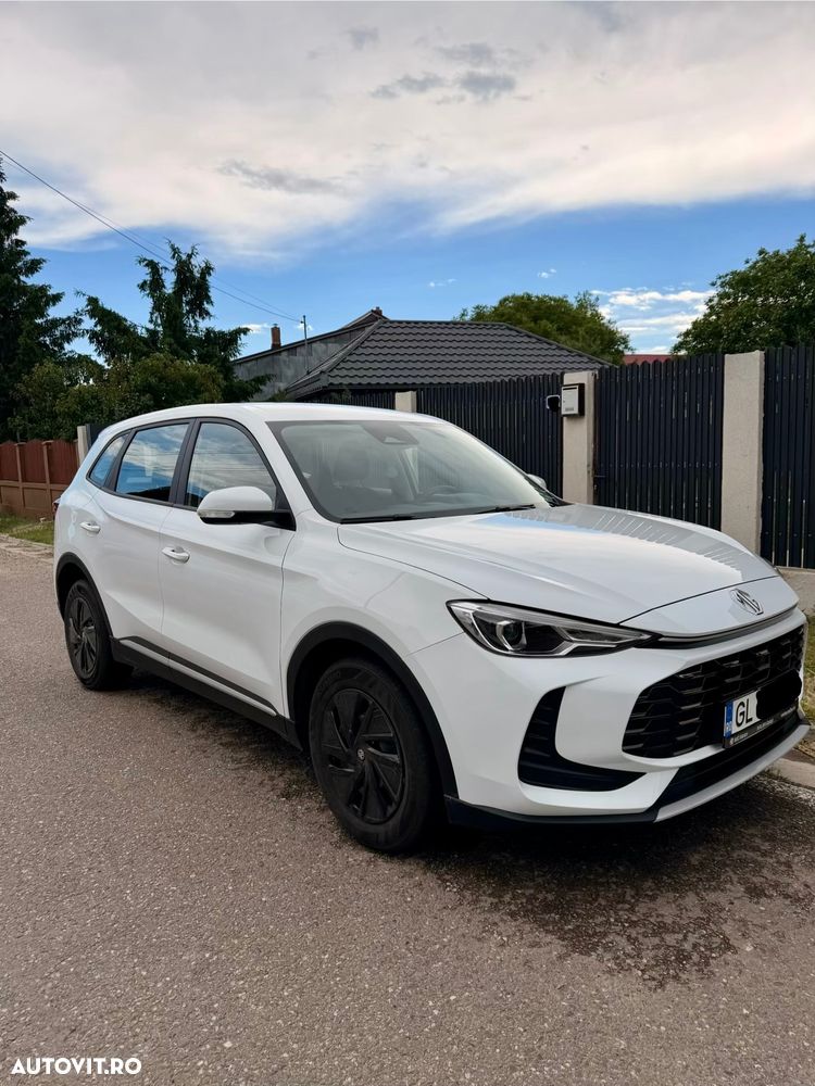 MG ZS HEV 1.5 GSI AT Explore - 3