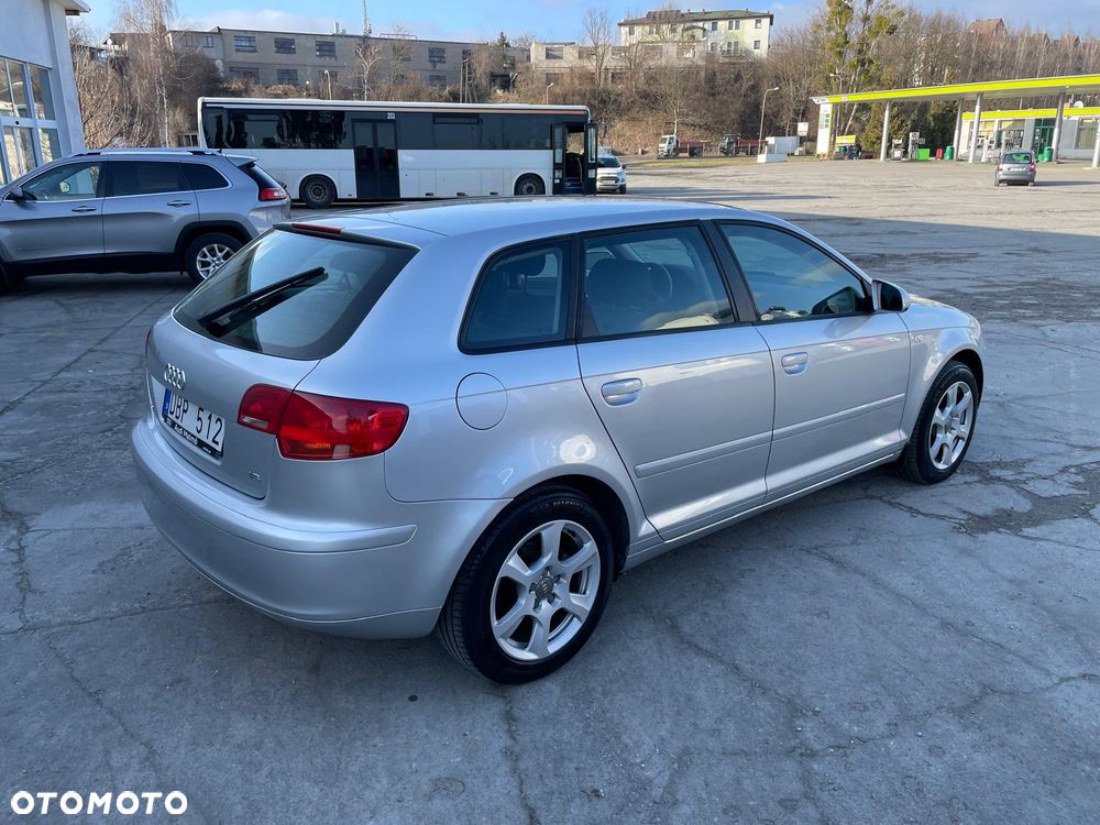 Audi A3 Sportback 1.6 Ambition - 3