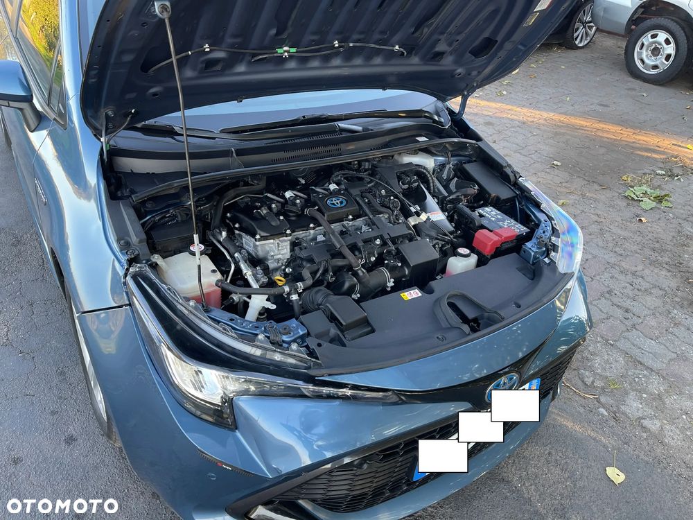 Toyota Corolla 1.8 Hybrid Executive - 28