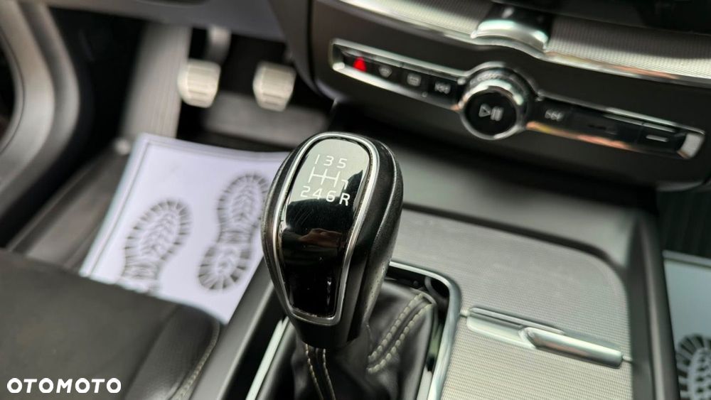 Volvo XC 60 - 22
