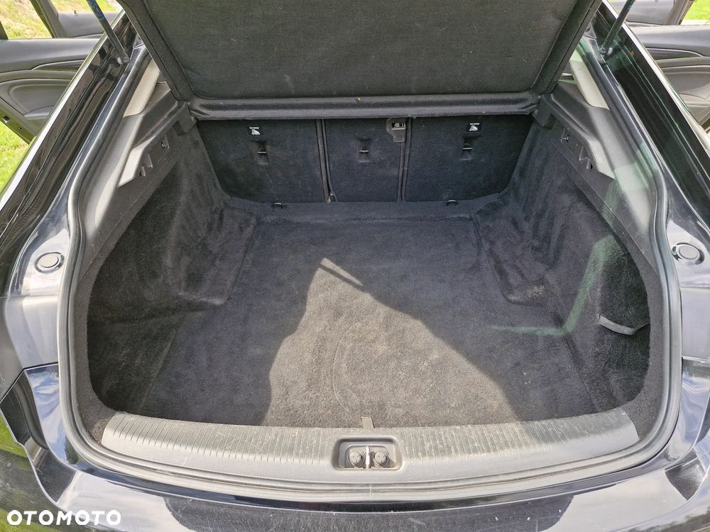 Opel Insignia CT 2.0 CDTI - 12