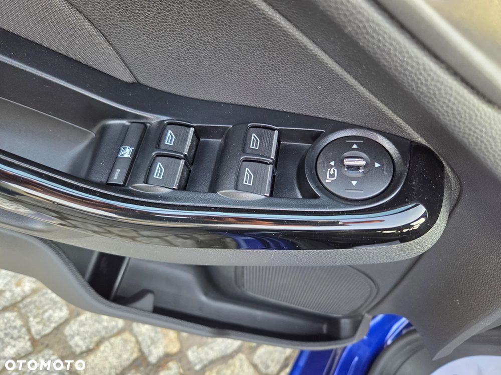 Ford Fiesta 1.0 EcoBoost Titanium - 10